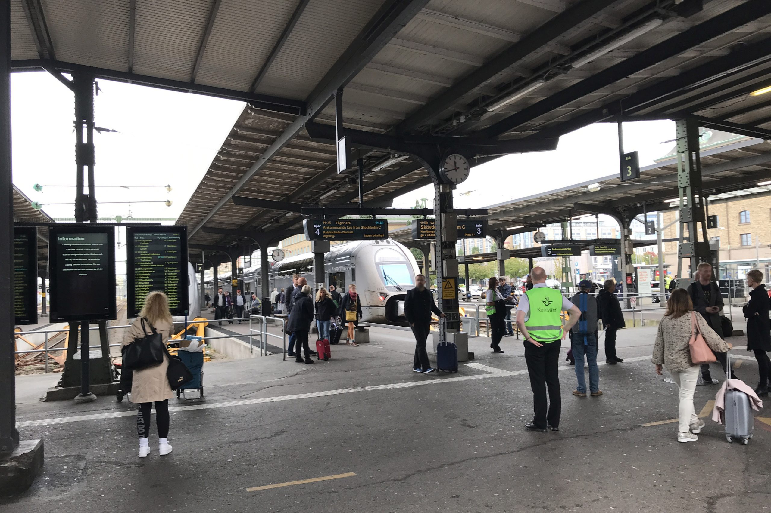 Delar av tågresan ersätts med buss