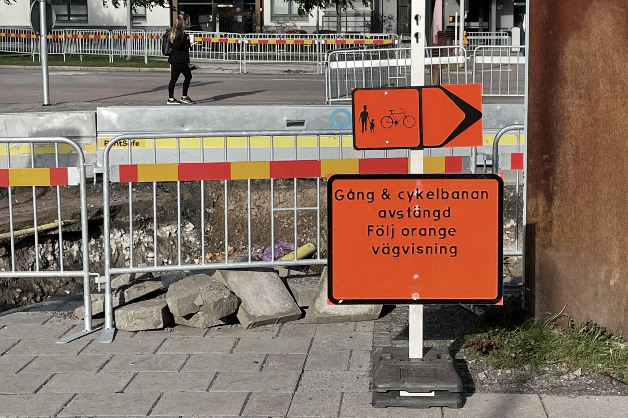 Trångt på Järnvägsgatan i Mölndal