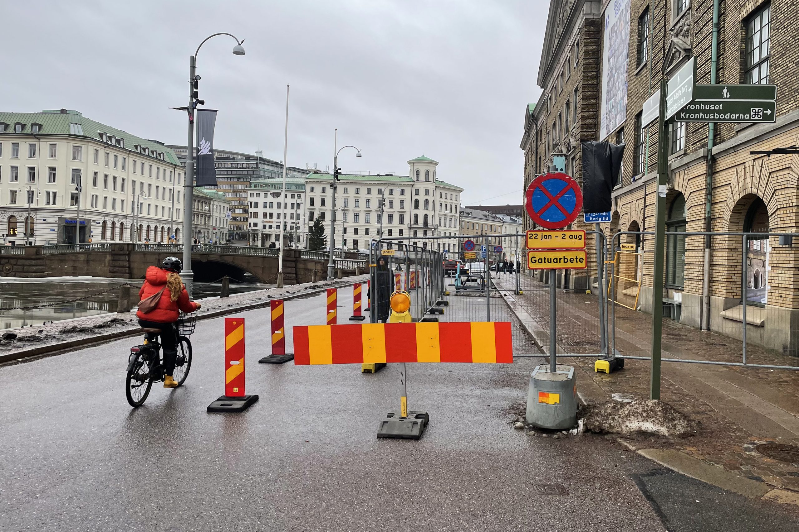 Trångt på delar av Norra Hamngatan