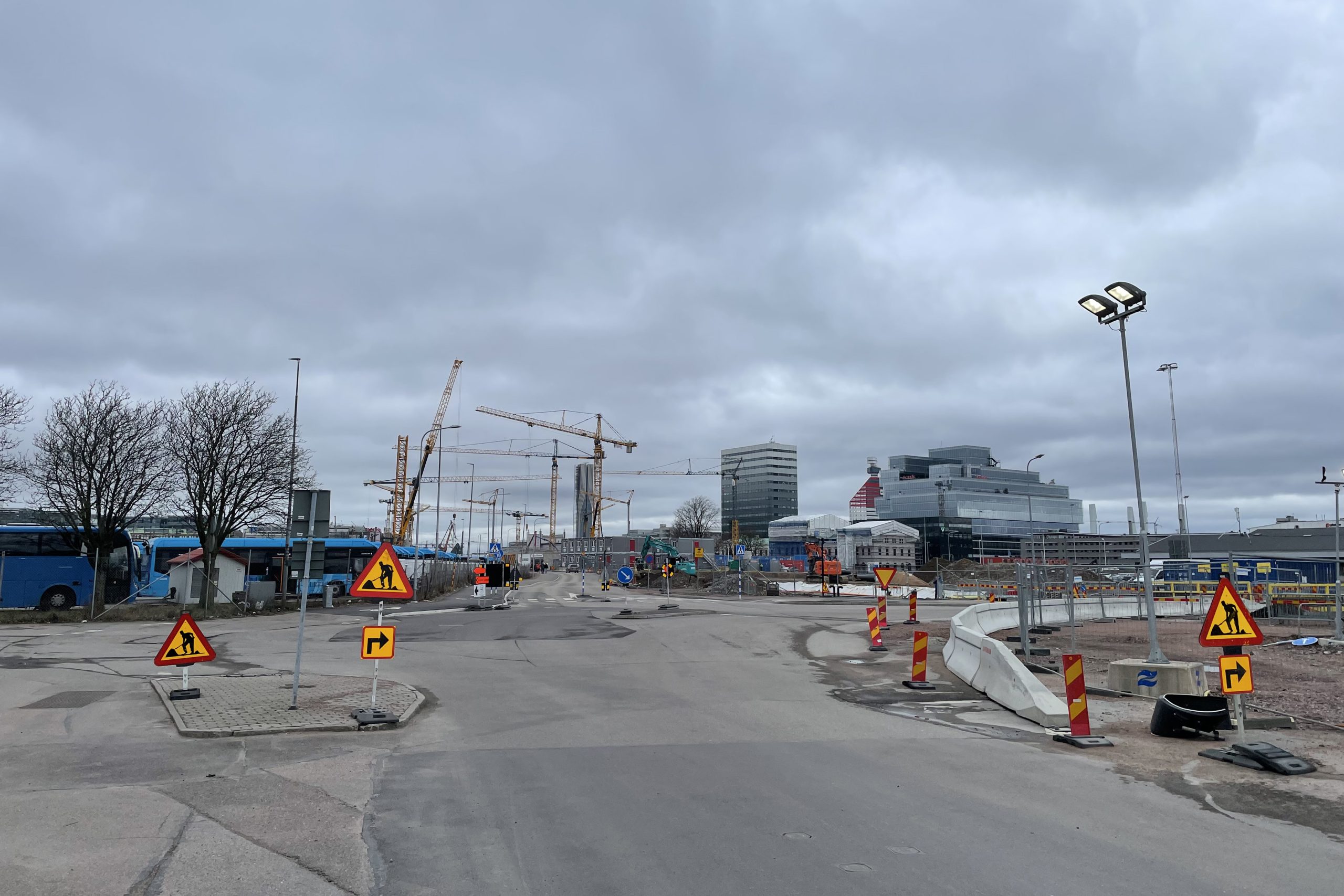 Körvägen till Centralens parkering ändras