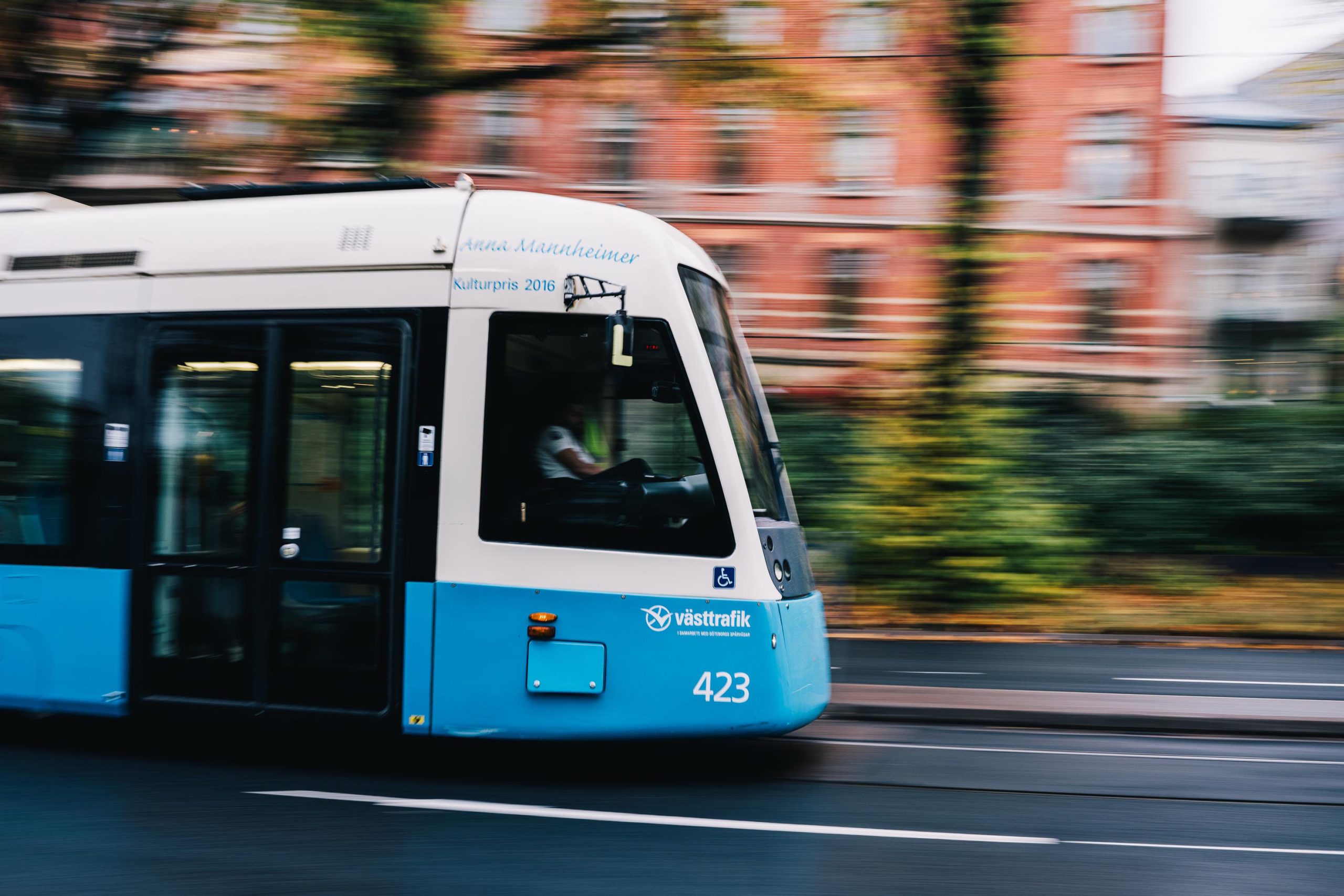 Nattarbeten på Backavägen inför den nya spårvägen