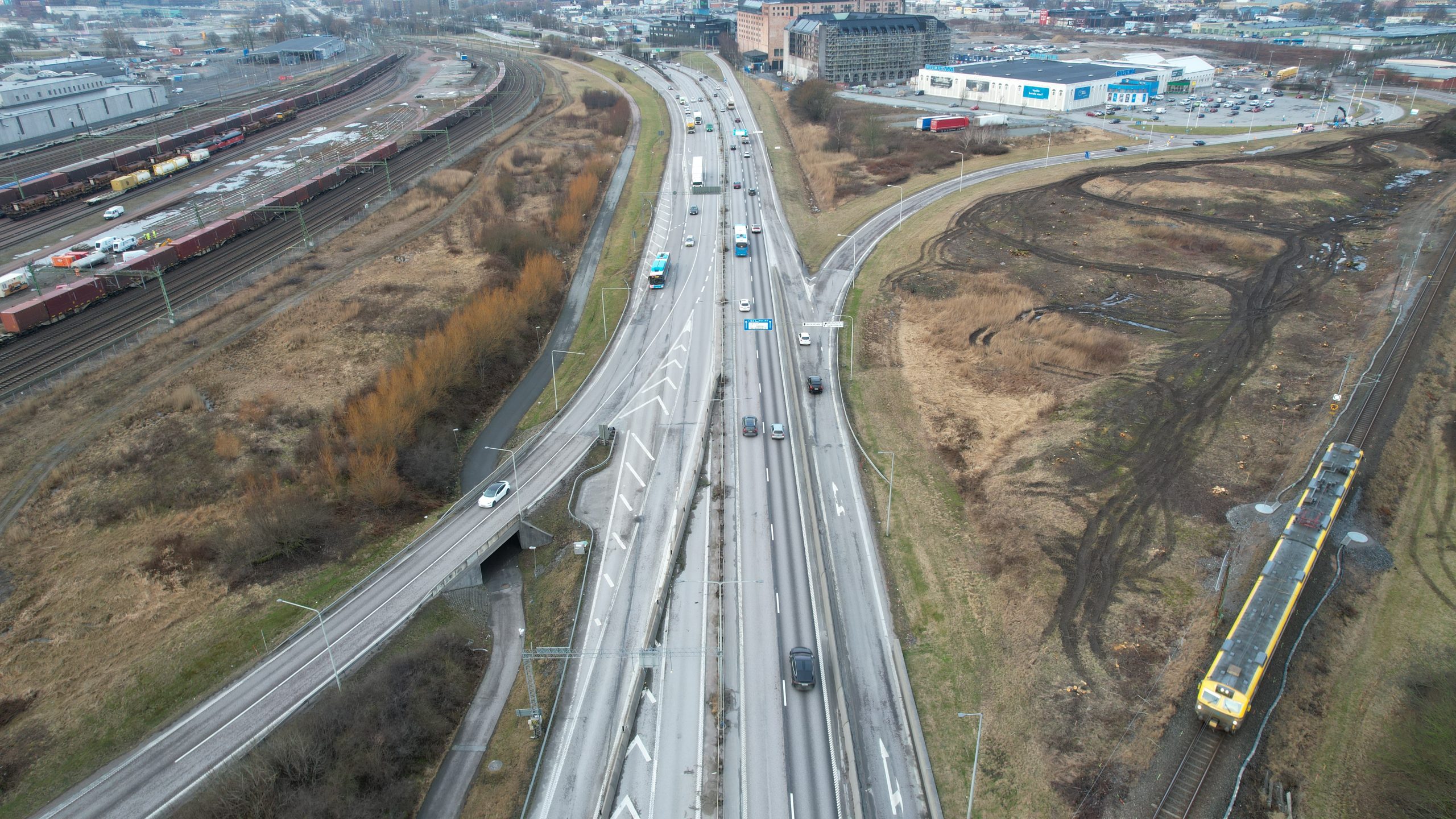 Avfart från Lundbyleden mot Backaplan stängs